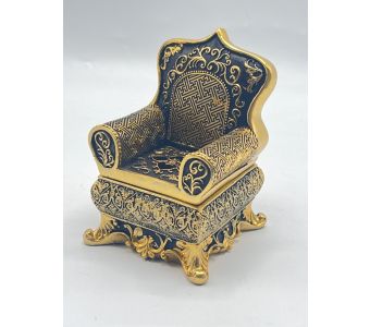 Censer Chair Shape “Black”